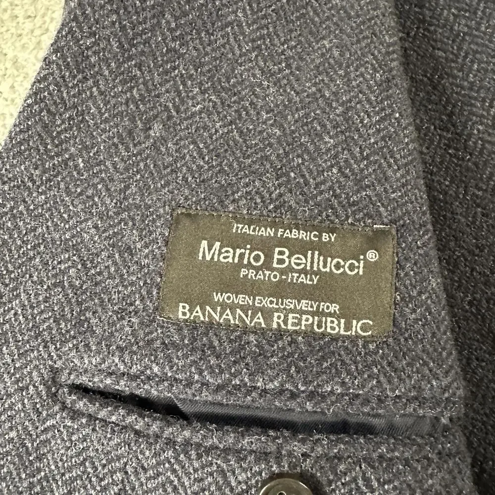 Banana Republic material exclusively only